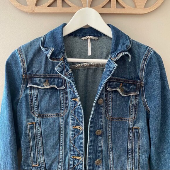 Free People Fitted Denim Jean Jacket Indigo Sz XS - Picture 2 of 9